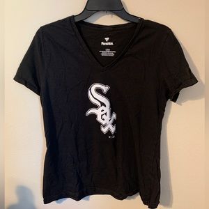 Fanatics v neck Chicago White Sox t shirt